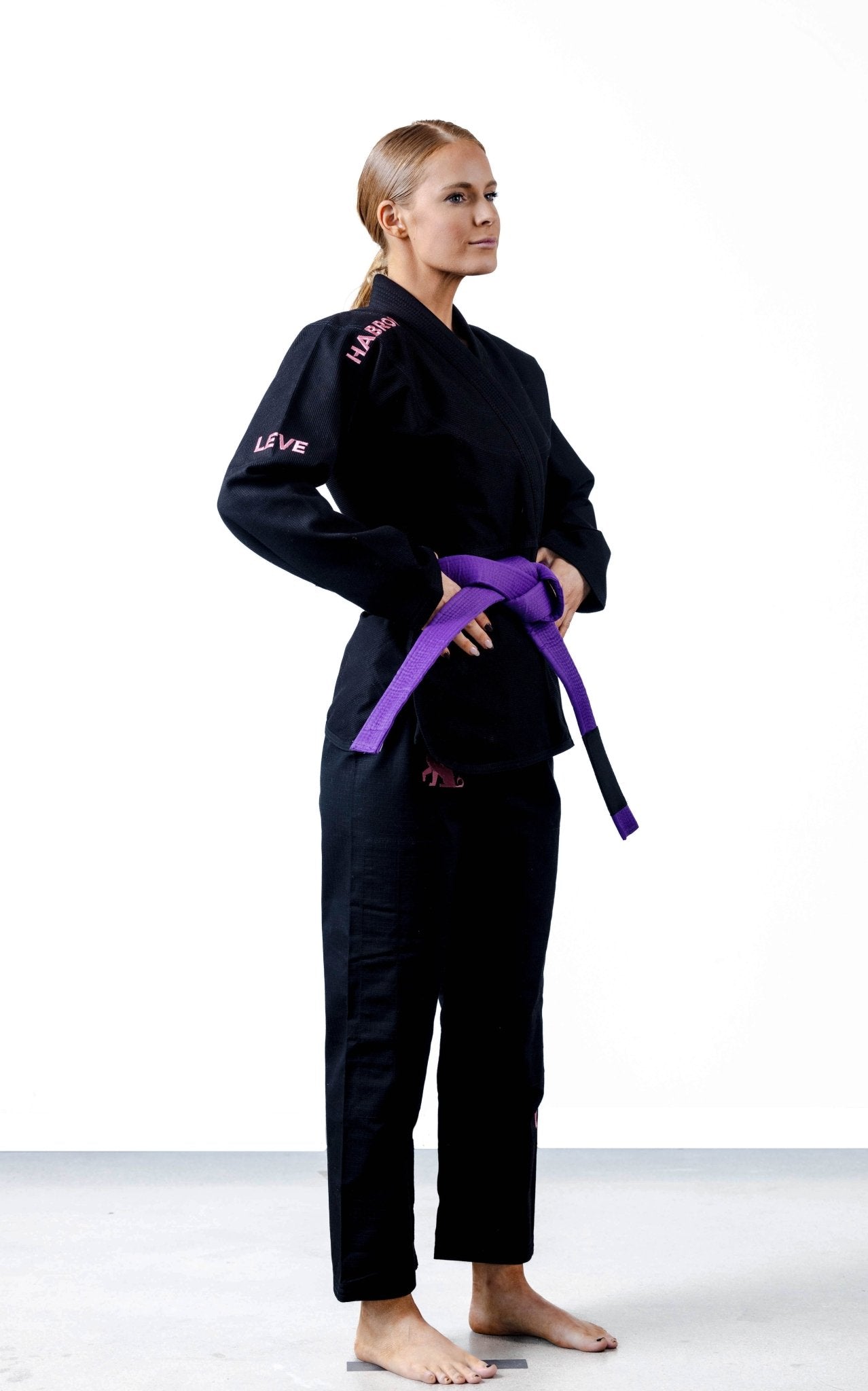 Leve 4.0 | BJJ GI Women | Premium Ultra Light Weight  | Black